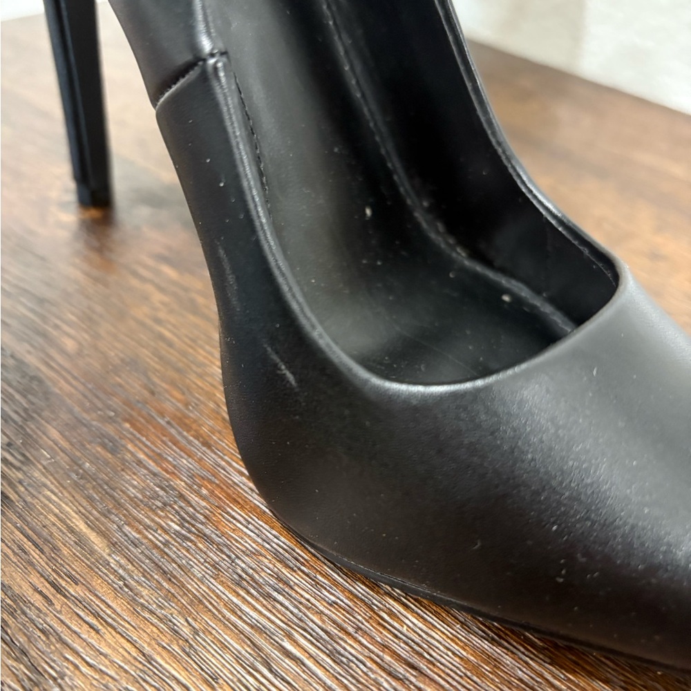 JustFab Black Gisselle Heels - Picture 6 of 7